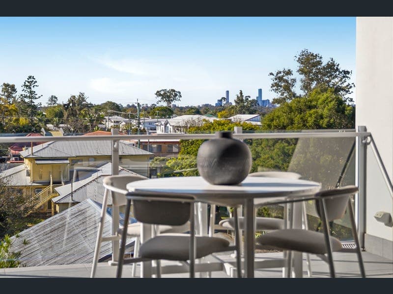 15/20 Primrose Street, Sherwood — photo 1 of 5