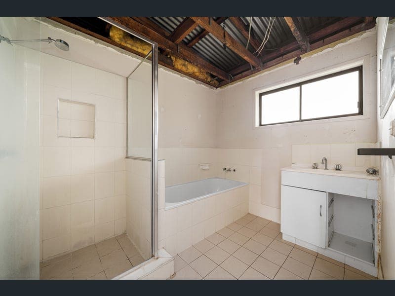 24 Monarch Street, Slacks Creek — photo 1 of 5