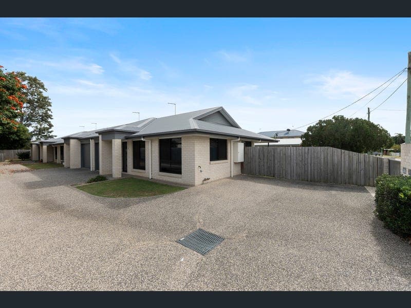 1/17 Robert Street, Bundaberg South — photo 1 of 5