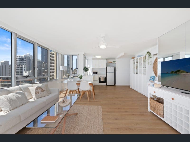 111/3263 Surfers Paradise Boulevard — photo 1 of 5