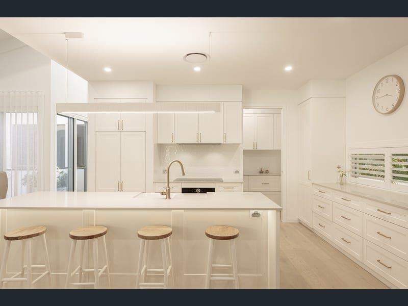 69 Leyte Avenue, Palm Beach — photo 1 of 5
