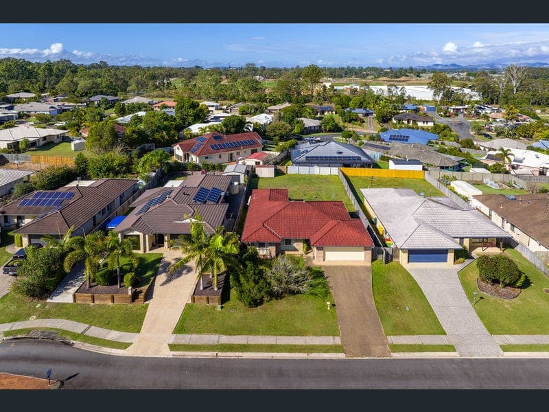 35 Ridgeview Drive, Gympie — photo 1 of 5