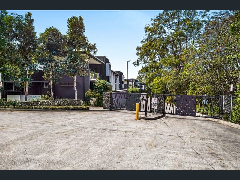 35/390 Simpsons Rd, Bardon — photo 1 of 5