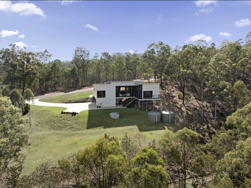 2/81 Tabletop Road, Withcott — photo 1 of 5