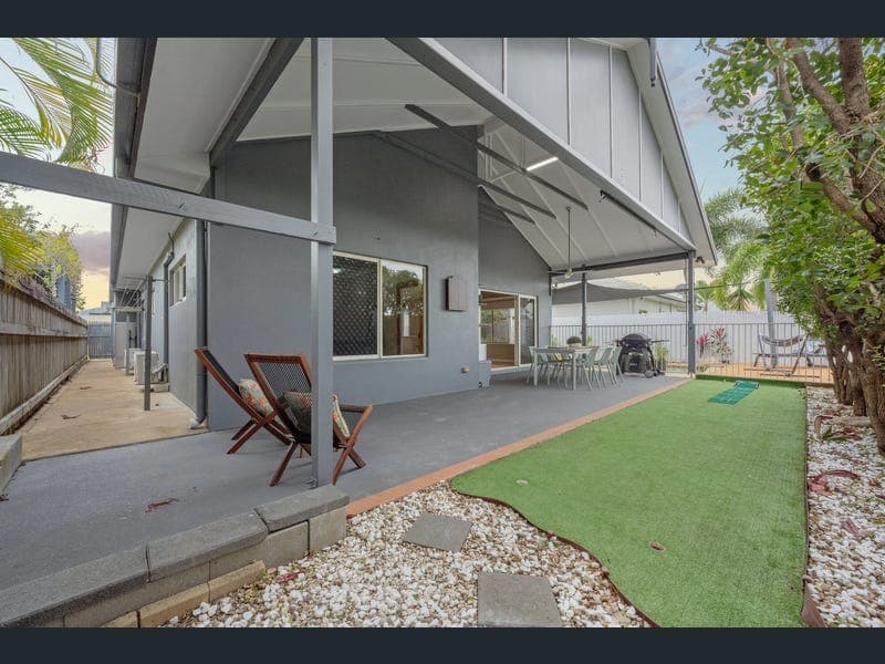 4 Emmet Court, Annandale — photo 1 of 5