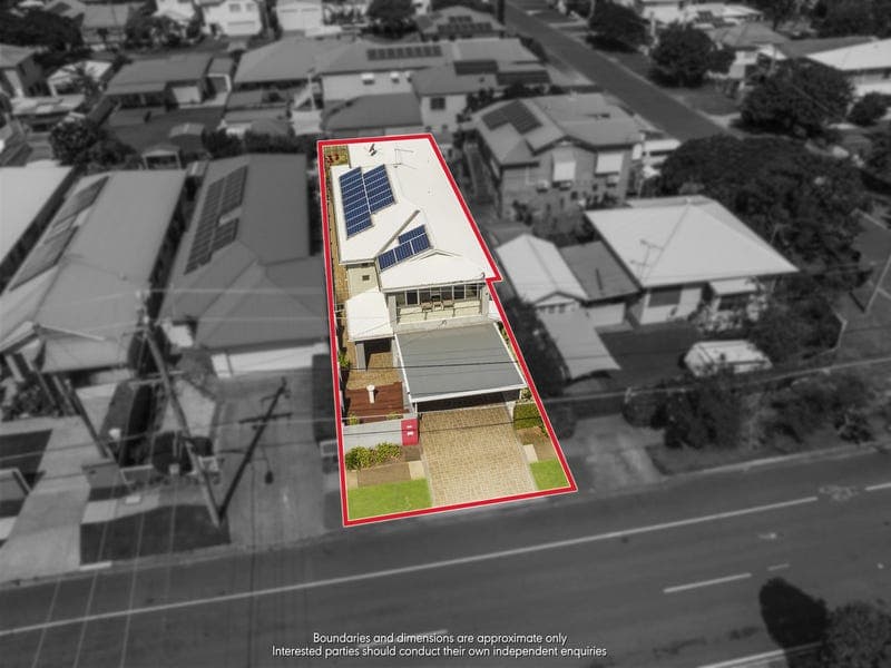588 Oxley Avenue, Scarborough — photo 1 of 5