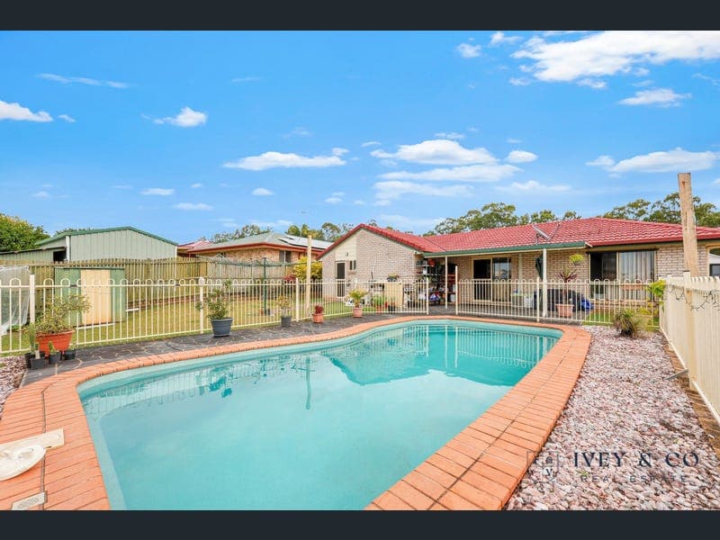 45 Kurrajong Way, Tinana — photo 1 of 5