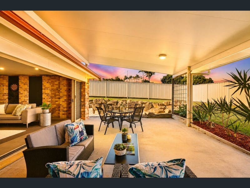 5 Kalkadoon Street, Eight Mile Plains — photo 1 of 5