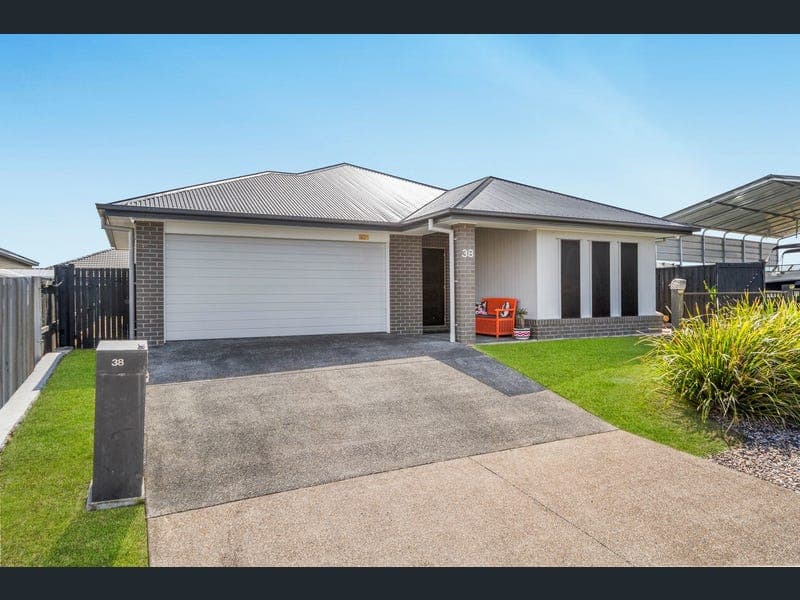 38 Finch Circuit, Flagstone — photo 1 of 5