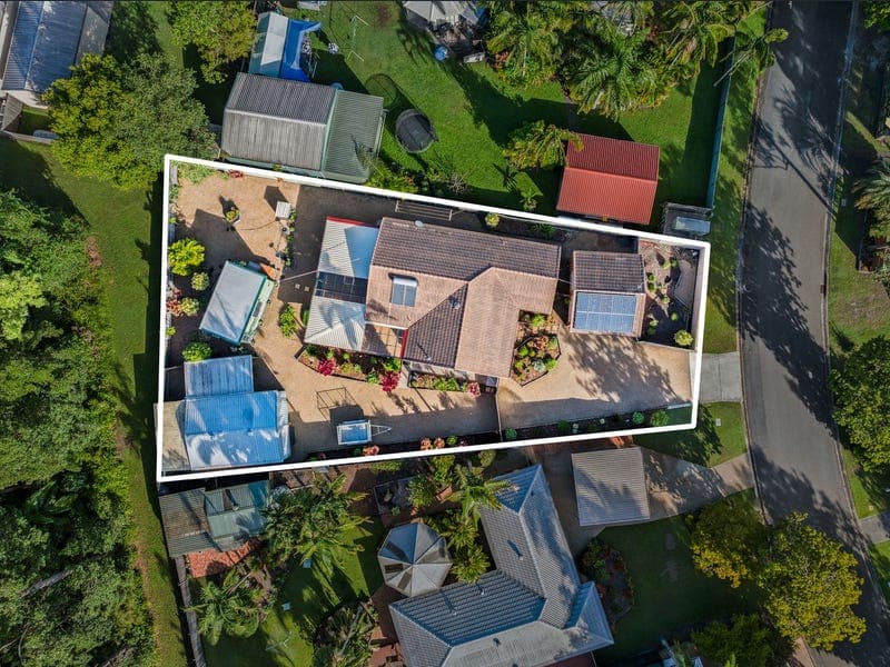 4 Raintree Drive, Tewantin — photo 1 of 5