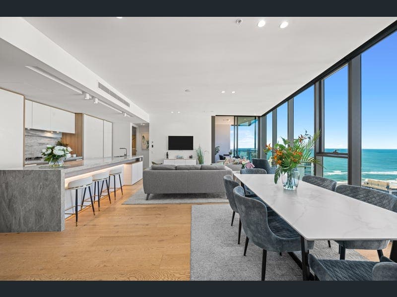 3403/12 Philip Avenue, Broadbeach — photo 1 of 5