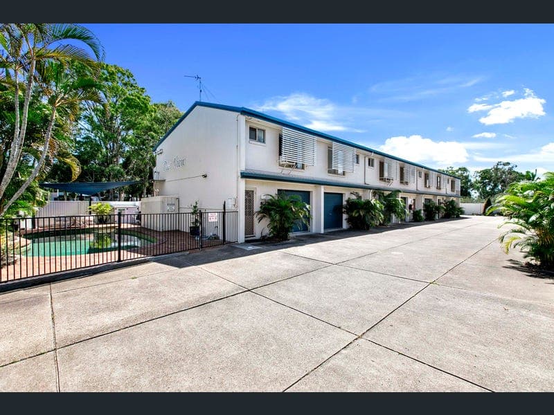 3/4 Pilot Street, Urangan — photo 1 of 5