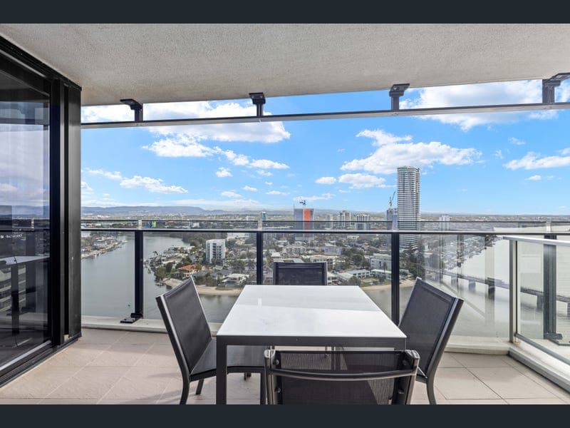 2187/9 Ferny Avenue, Surfers Paradise — photo 1 of 5