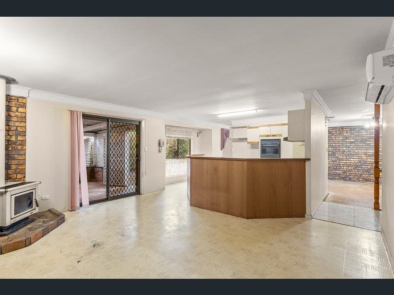 2 Maison Court, Wilsonton Heights — photo 1 of 5