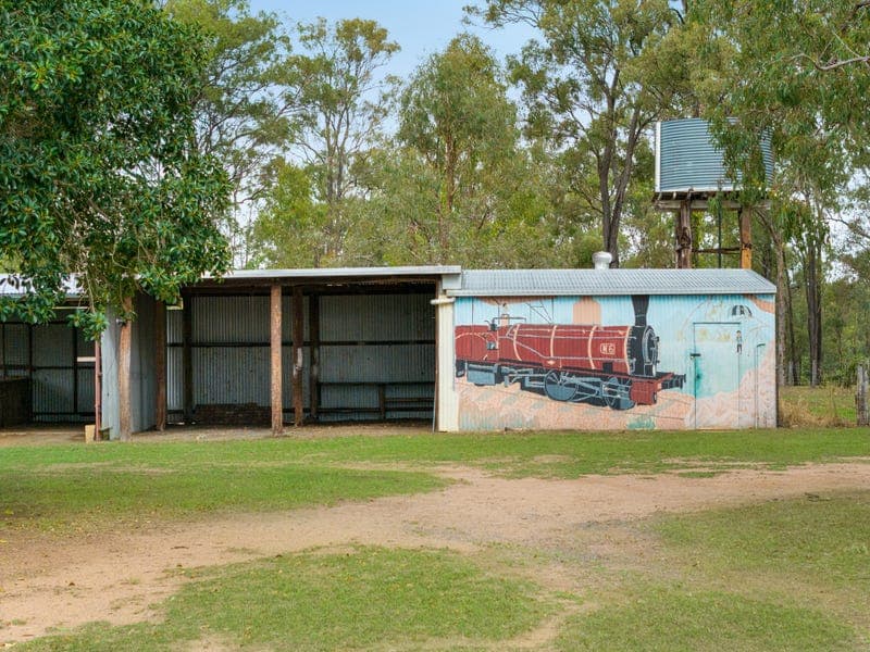 45 Hughes Road, Plainland — photo 1 of 5
