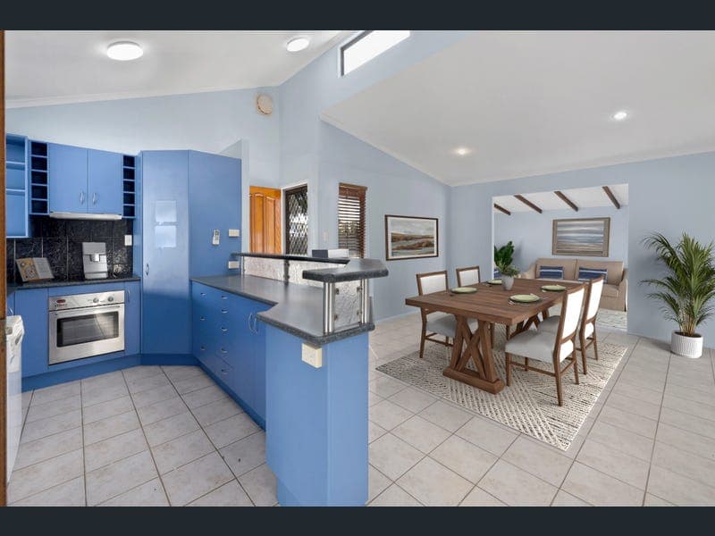 34 Nicklin Drive, Beaconsfield — photo 1 of 5