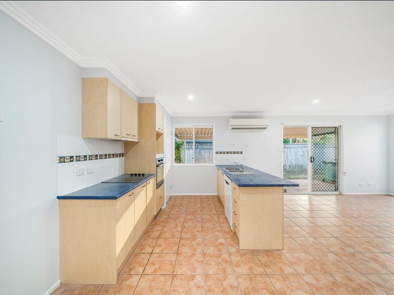 29 Moorrinya Circuit, North Lakes — photo 1 of 5