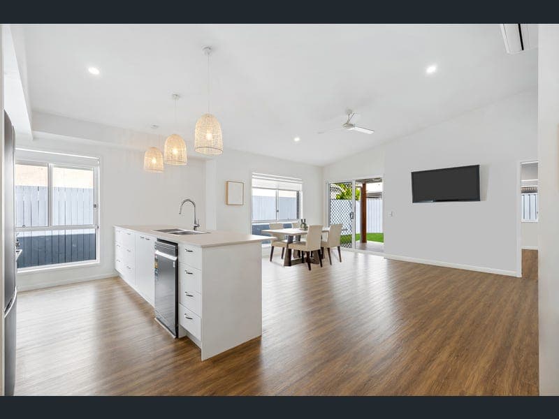 30 Jubilant Way, Palmview — photo 1 of 5