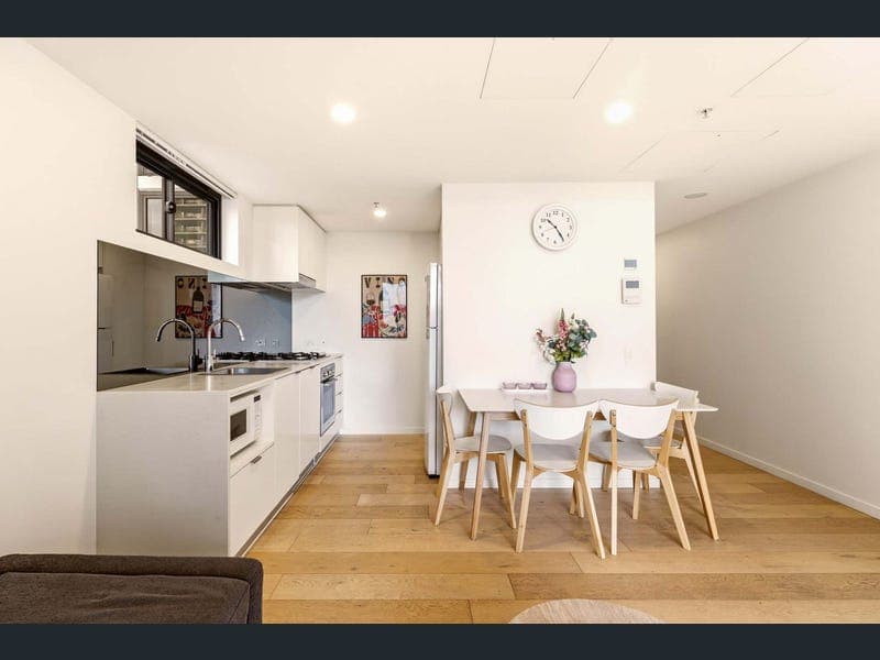 21809/28 Merivale Street, South Brisbane — photo 1 of 5