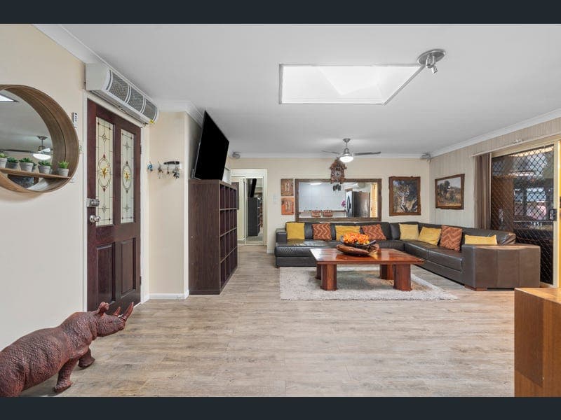 81-83 West Sentinel Drive, Greenbank — photo 1 of 5