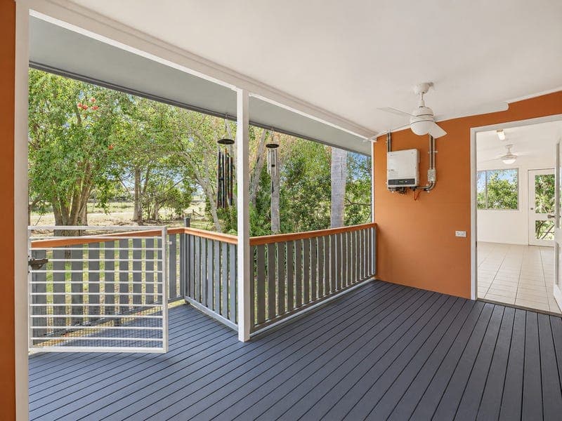12 Stocks Lane, Walloon — photo 1 of 5