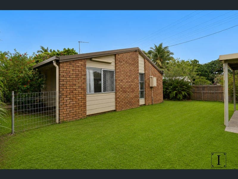 19 Marchant Street, Manoora — photo 1 of 5