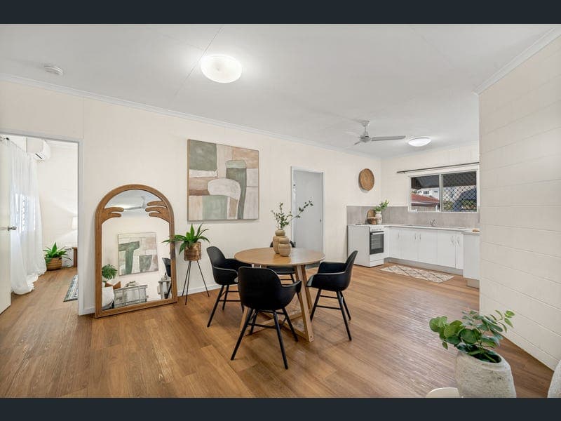 4/14 Benson Street, Rosslea — photo 1 of 5