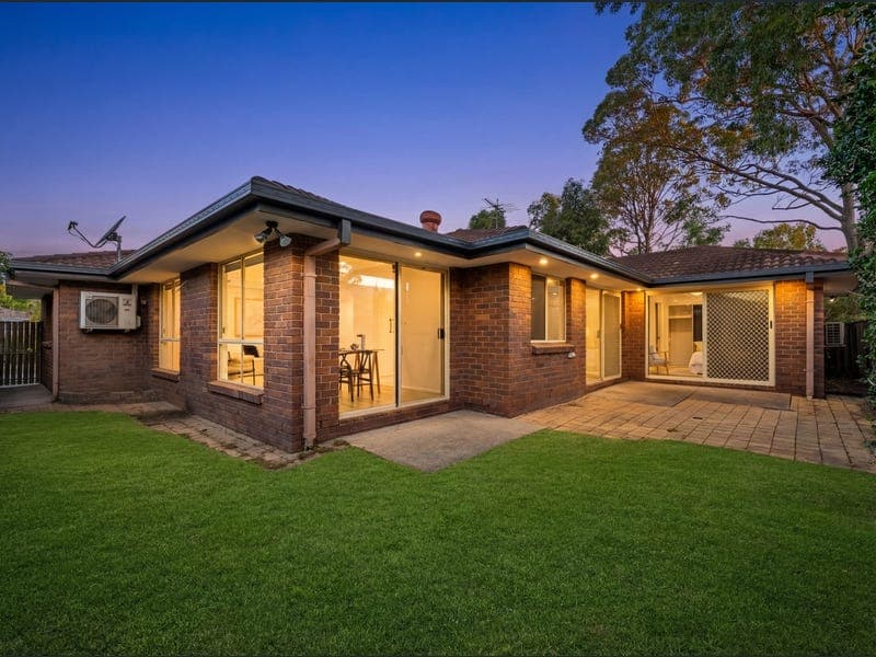 3 Curtis Place, Calamvale — photo 1 of 5