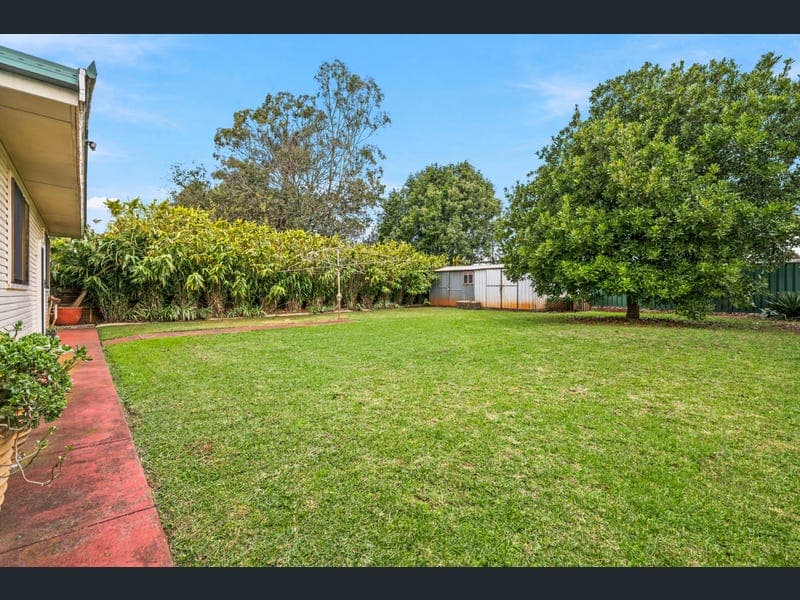42A Weetwood Street, Newtown — photo 1 of 5