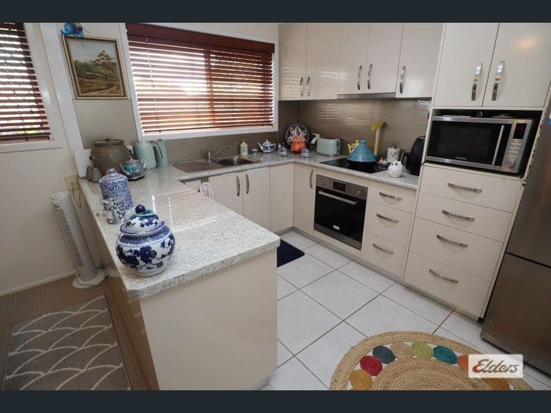 17 Douglas Avenue, Laidley — photo 1 of 5