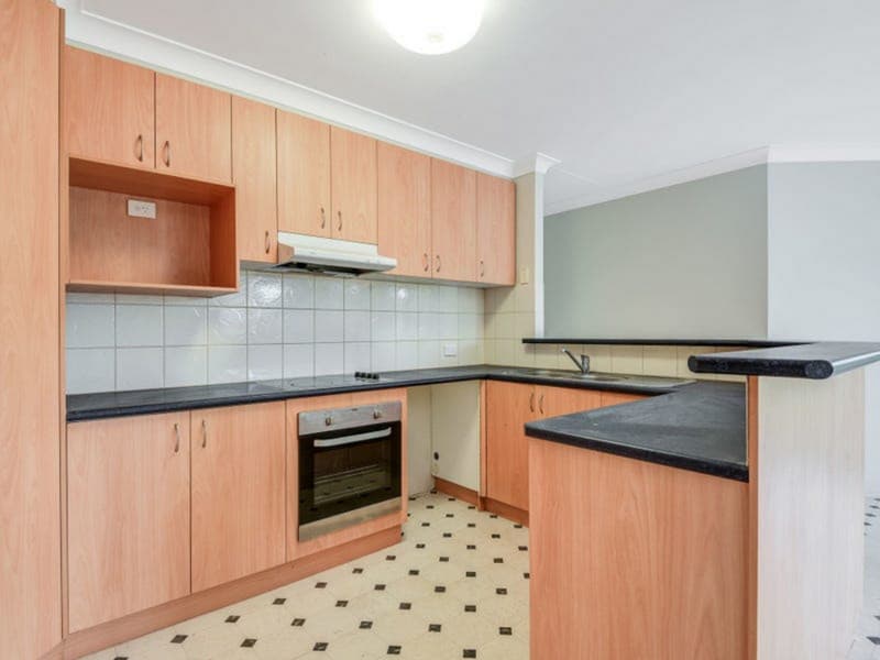 10 Jones Road, Withcott — photo 1 of 5