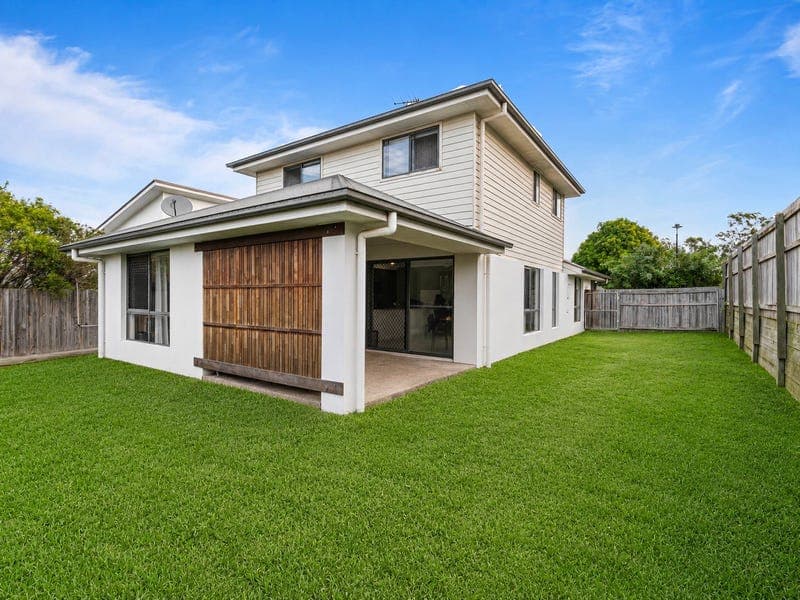 8 Sandover Circuit, Holmview — photo 1 of 5