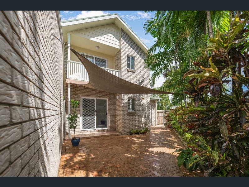 1/58 Waverley Street, Bucasia — photo 1 of 5