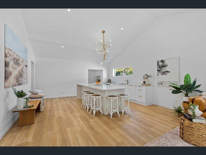 250 Wellington Street, Ormiston — photo 1 of 5