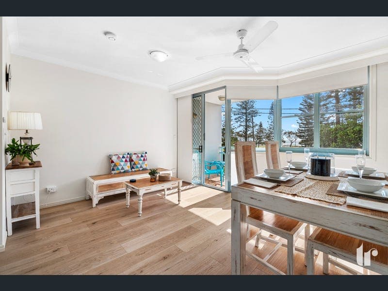 203/92-96 Musgrave Street, Coolangatta — photo 1 of 5