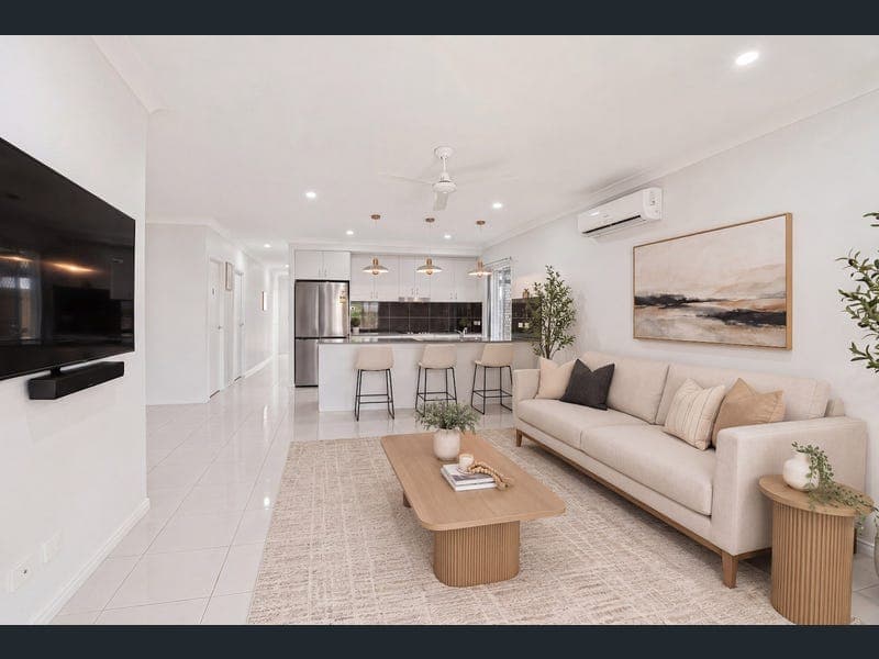 12 Rory street, Logan Reserve — photo 1 of 5