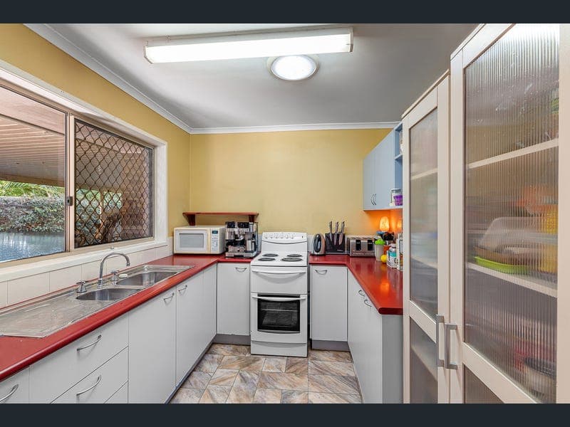 3/110 Amarina Avenue, Mooloolaba — photo 1 of 5