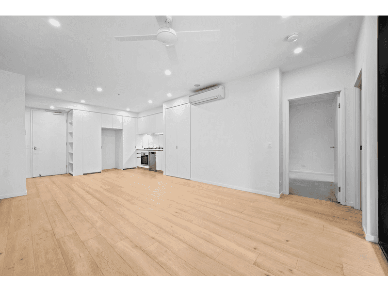 10302/19 Wilson St, West End — photo 1 of 5