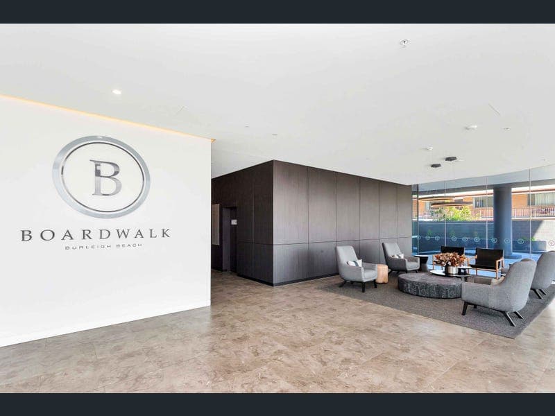 17/72 The Esplanade, Burleigh Heads — photo 1 of 5