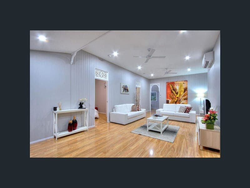 12 Waterford Road, Gailes — photo 1 of 5