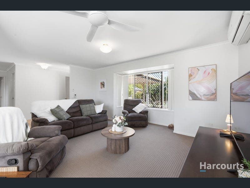 7 Candella Court, Eatons Hill — photo 1 of 5