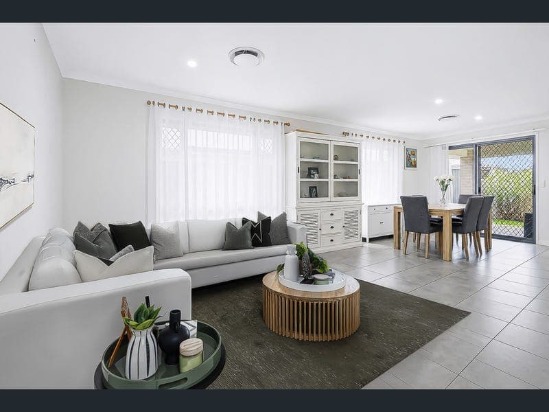 4 Pipet Crescent, Pallara — photo 1 of 5