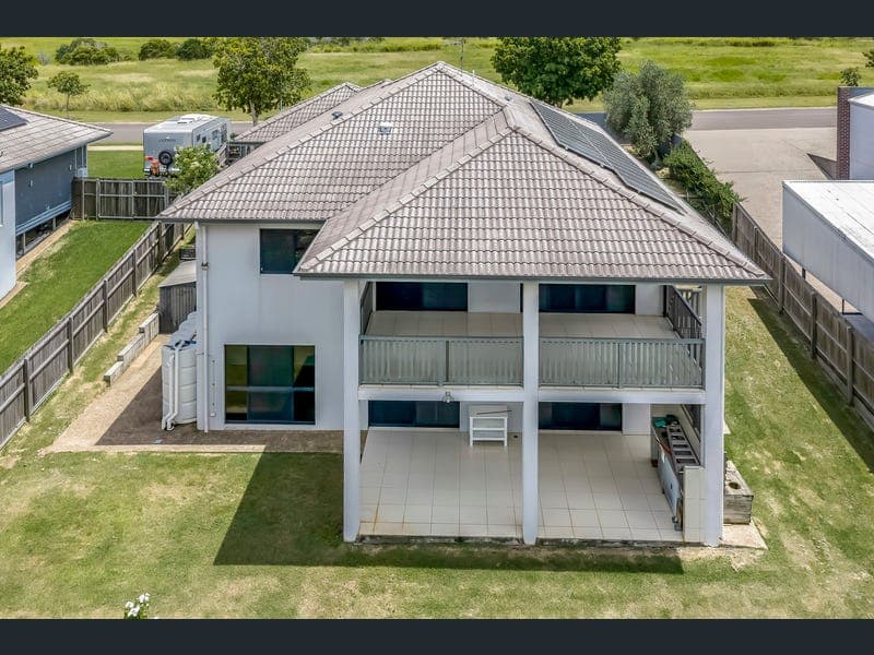 38 Sienna Boulevard, Ashfield — photo 1 of 5