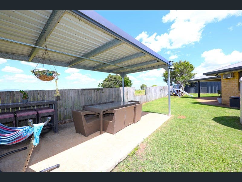 32 Conway Court, Gracemere — photo 1 of 5