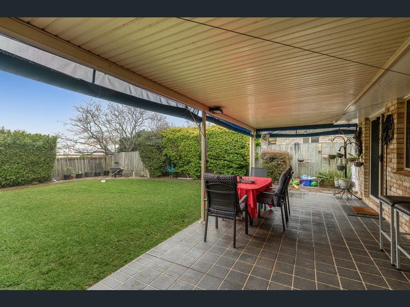 32 Dyson Drive, Darling Heights — photo 1 of 5