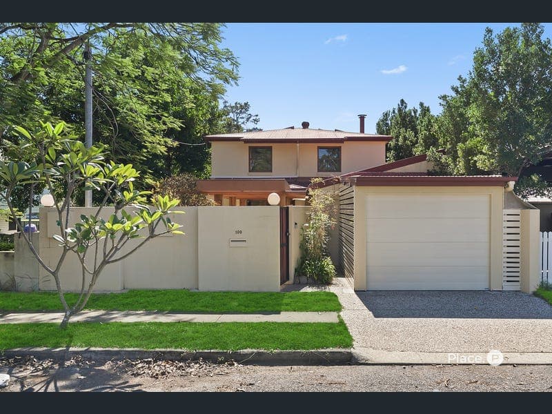100 Edmondstone Street, Newmarket — photo 1 of 5