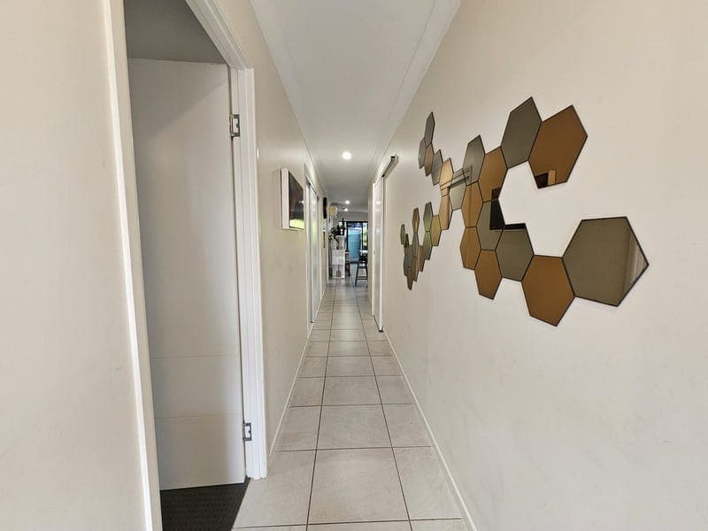 3/12 Kierra Drive, Andergrove — photo 1 of 5