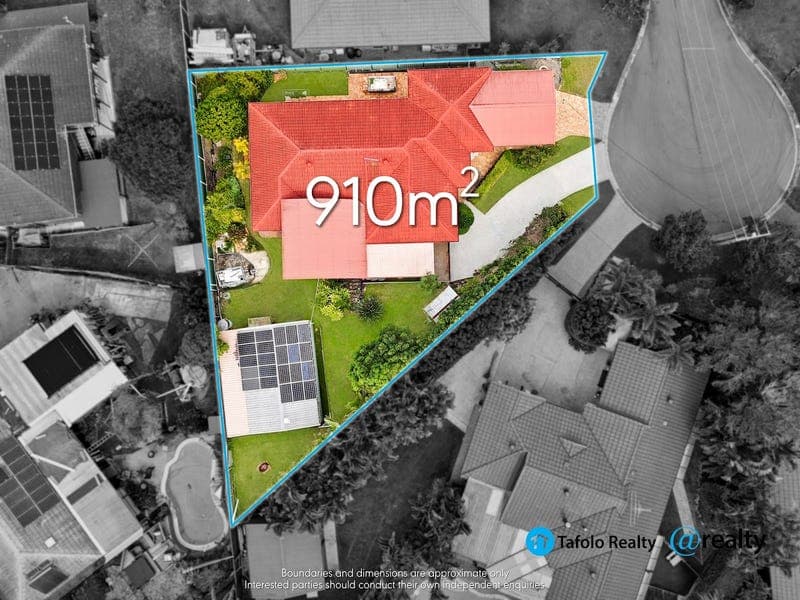 3 Tintagel Court, Alexandra Hills — photo 1 of 5