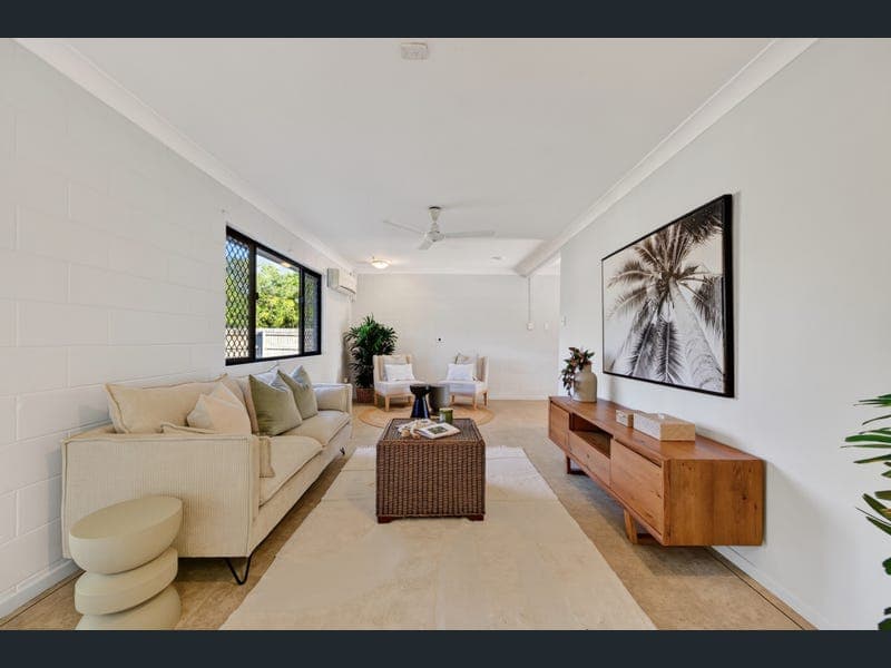 21 Girgenti Avenue, Kelso — photo 1 of 5