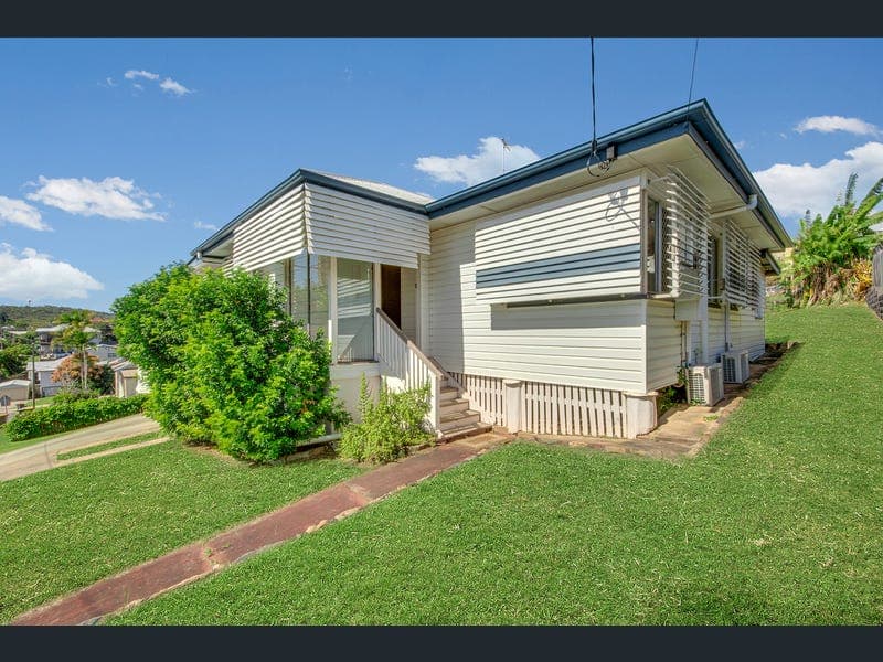 21 Glegg Street, West Gladstone — photo 1 of 5